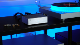 Видеообзор: Фонокорректор AVM 30 PH 30.3
